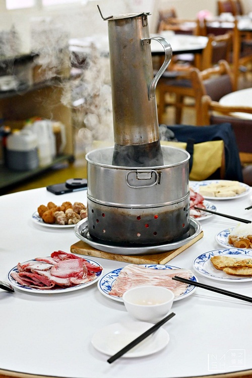 2025【台電勵進餐廳】62年老字號鍋物店，酸菜白肉鍋吃到飽平價又美味