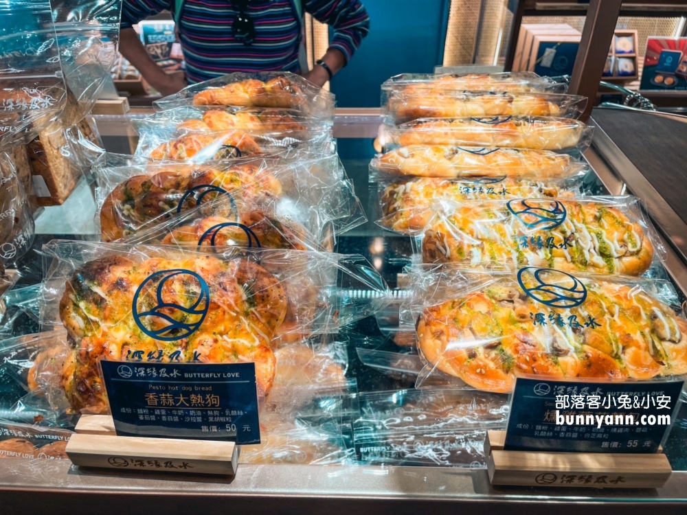 台南【安平航海城】神複製鐵達尼號船廳場景，賞台南夕陽最佳地方曝光。
