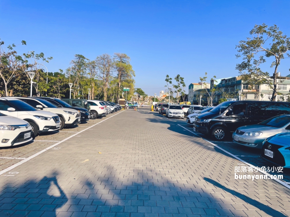 台南【安平航海城】神複製鐵達尼號船廳場景，賞台南夕陽最佳地方曝光。
