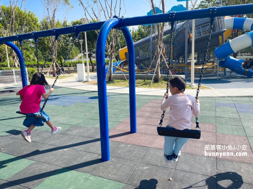 右昌森林公園｜高雄飛機主題親子公園也太好玩了。