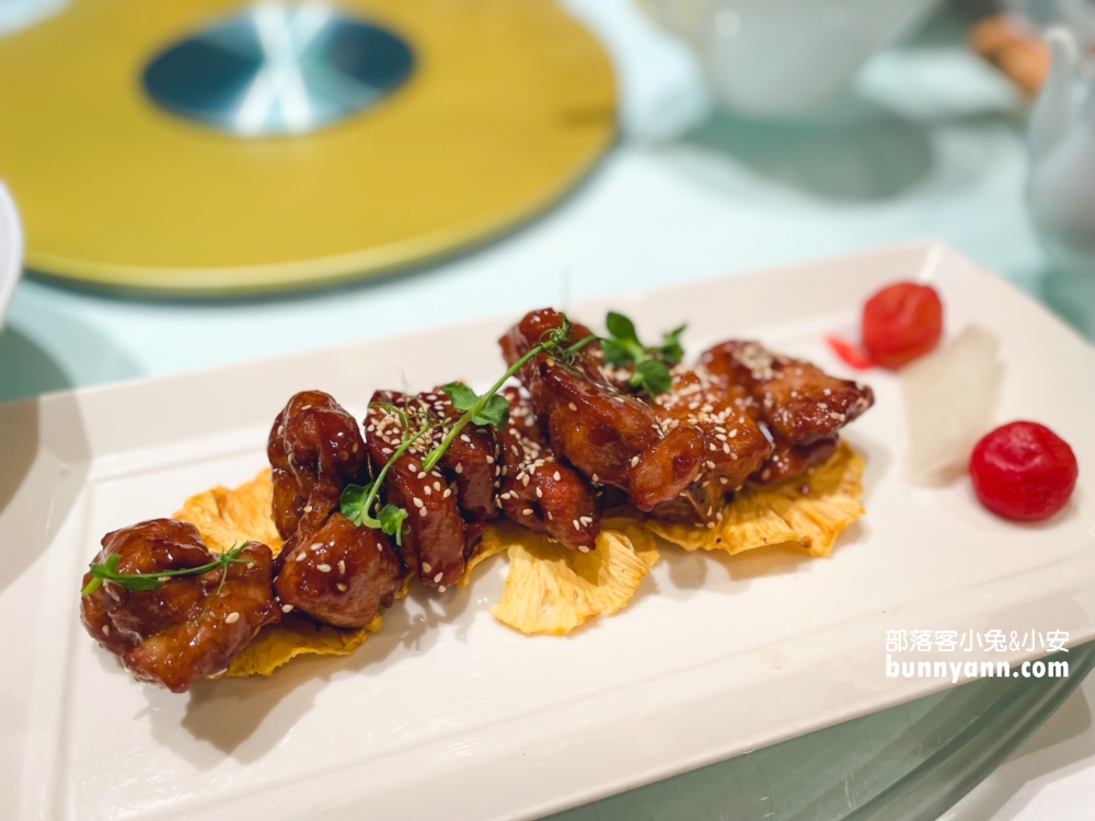 【國賓中餐廳】台北市區高檔川菜餐廳，頂級精緻粵菜料理好吃。