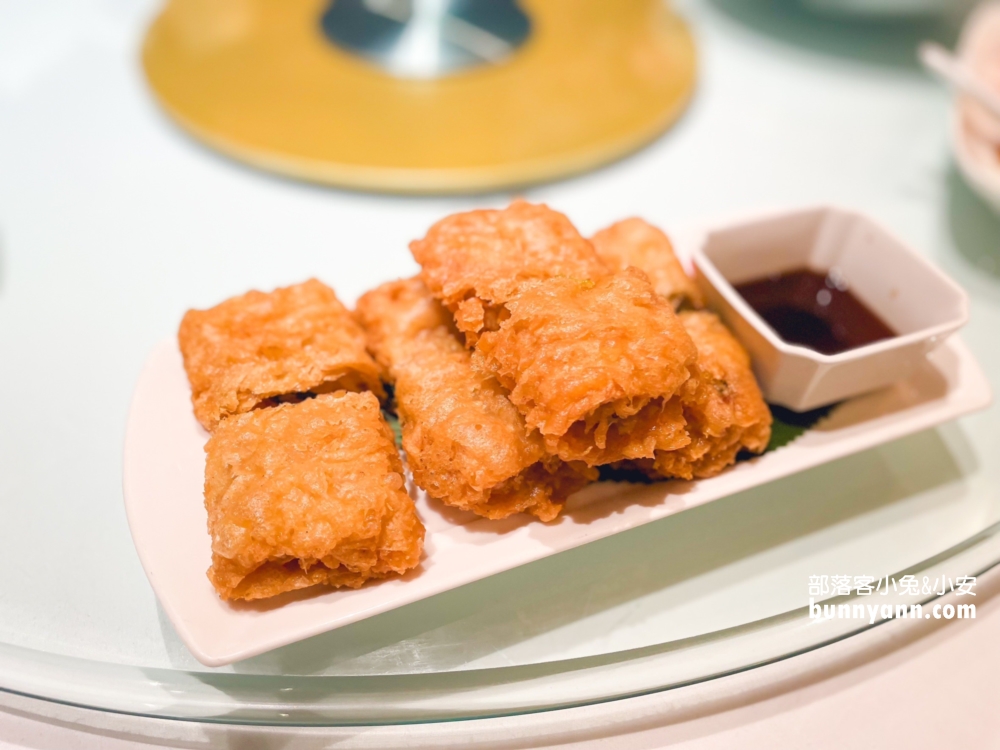 【國賓中餐廳】台北市區高檔川菜餐廳，頂級精緻粵菜料理好吃。