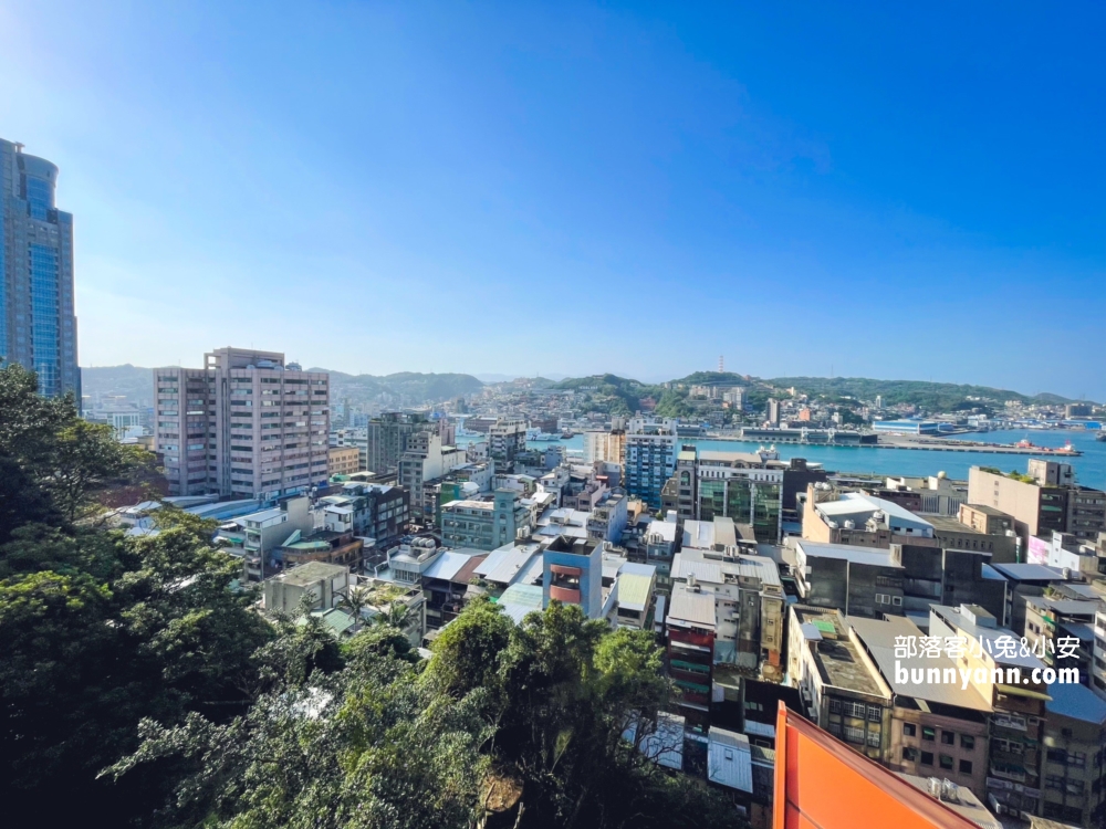 基隆市【基隆塔】超美天空步道，眺望基隆港市景最佳地點