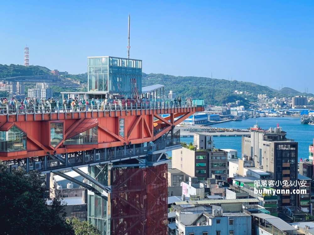 基隆市【基隆塔】超美天空步道，眺望基隆港市景最佳地點