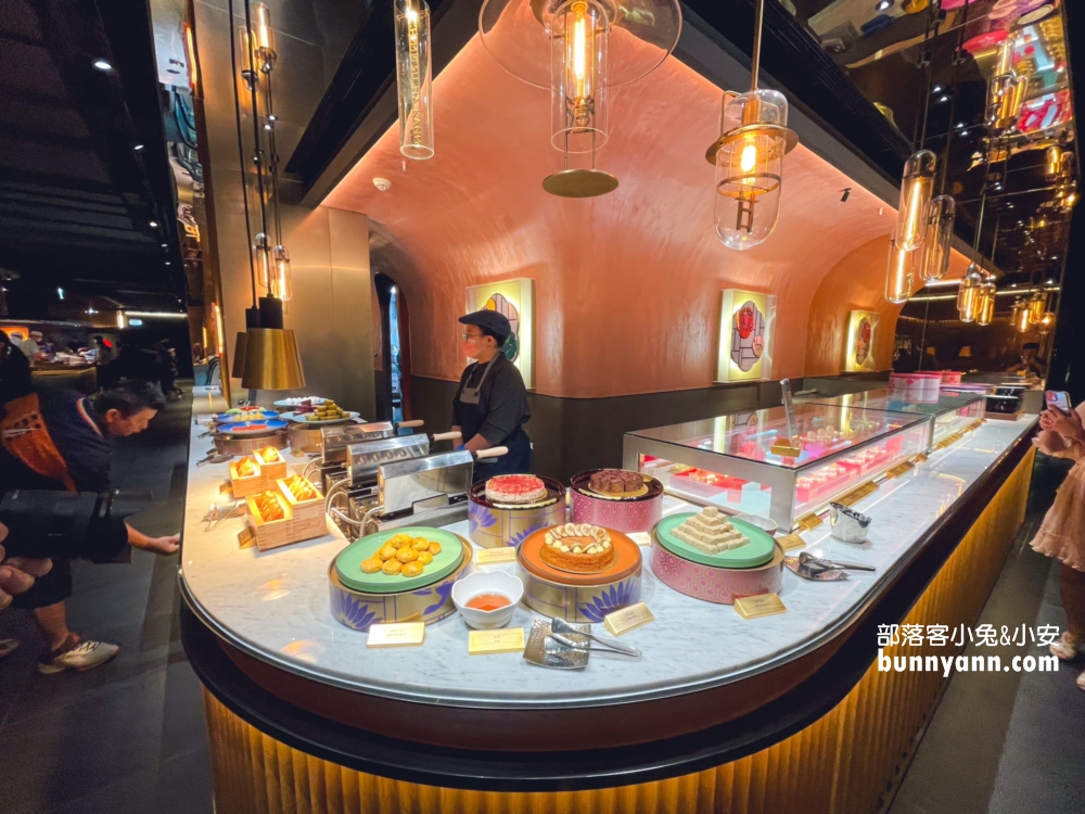 【旭集和食集錦天母店】提供多達四十道中西料理與自助霜淇淋自助吃到飽