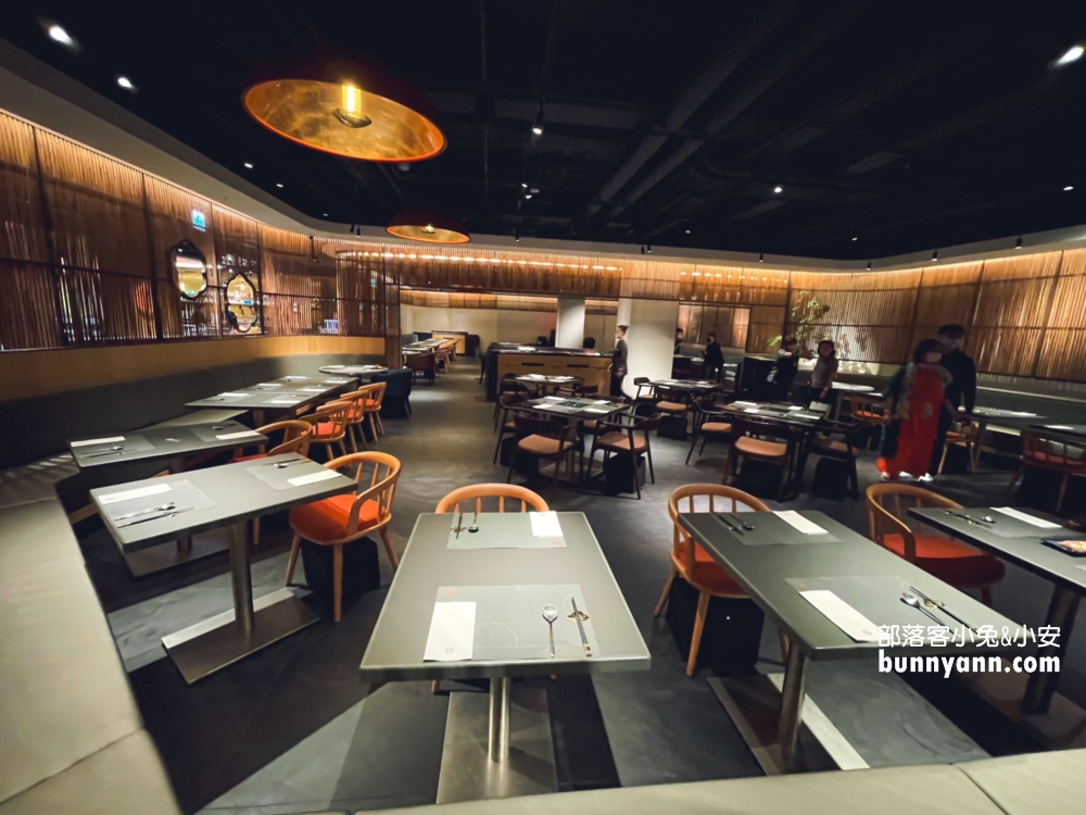 【旭集和食集錦天母店】提供多達四十道中西料理與自助霜淇淋自助吃到飽