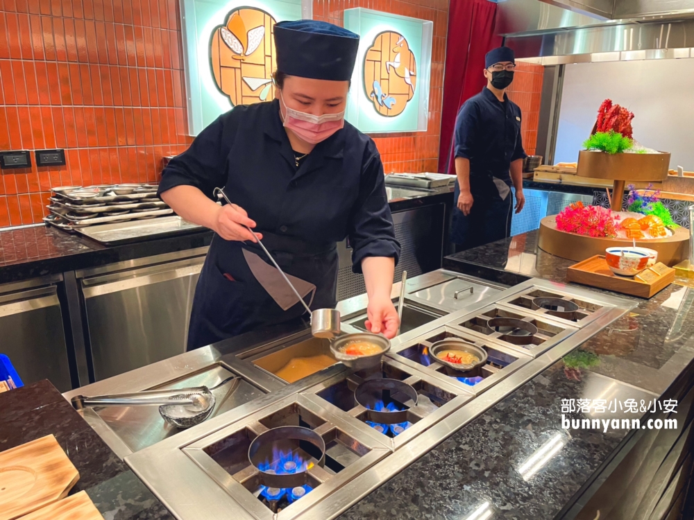 【旭集和食集錦天母店】提供多達四十道中西料理與自助霜淇淋自助吃到飽