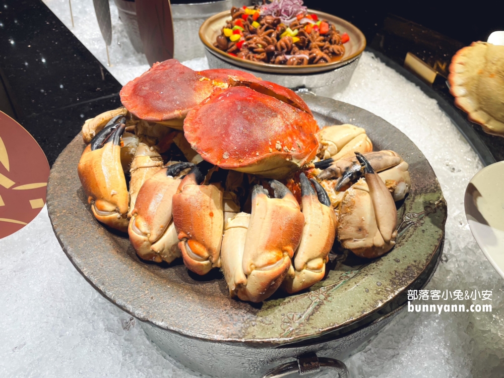 【旭集和食集錦天母店】提供多達四十道中西料理與自助霜淇淋自助吃到飽