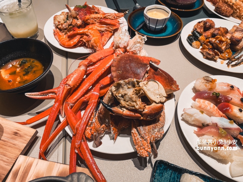 【旭集和食集錦天母店】提供多達四十道中西料理與自助霜淇淋自助吃到飽