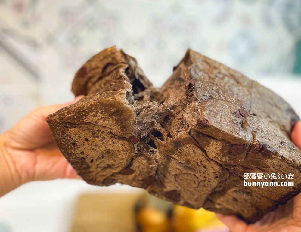 小鳥吃吐司圓山店》浮誇58公分巨大可頌麵包，超美韓系麵包店!!