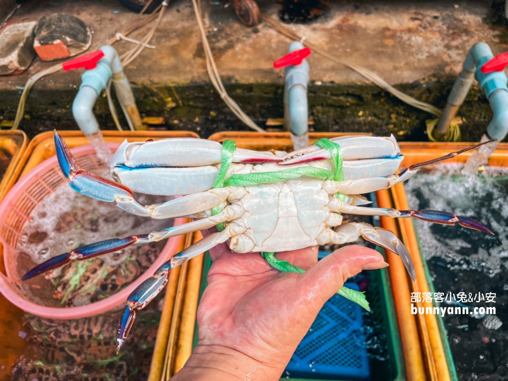 新北人氣海鮮餐廳！靖瑜平價海鮮，漁港邊的高CP值美味海產
