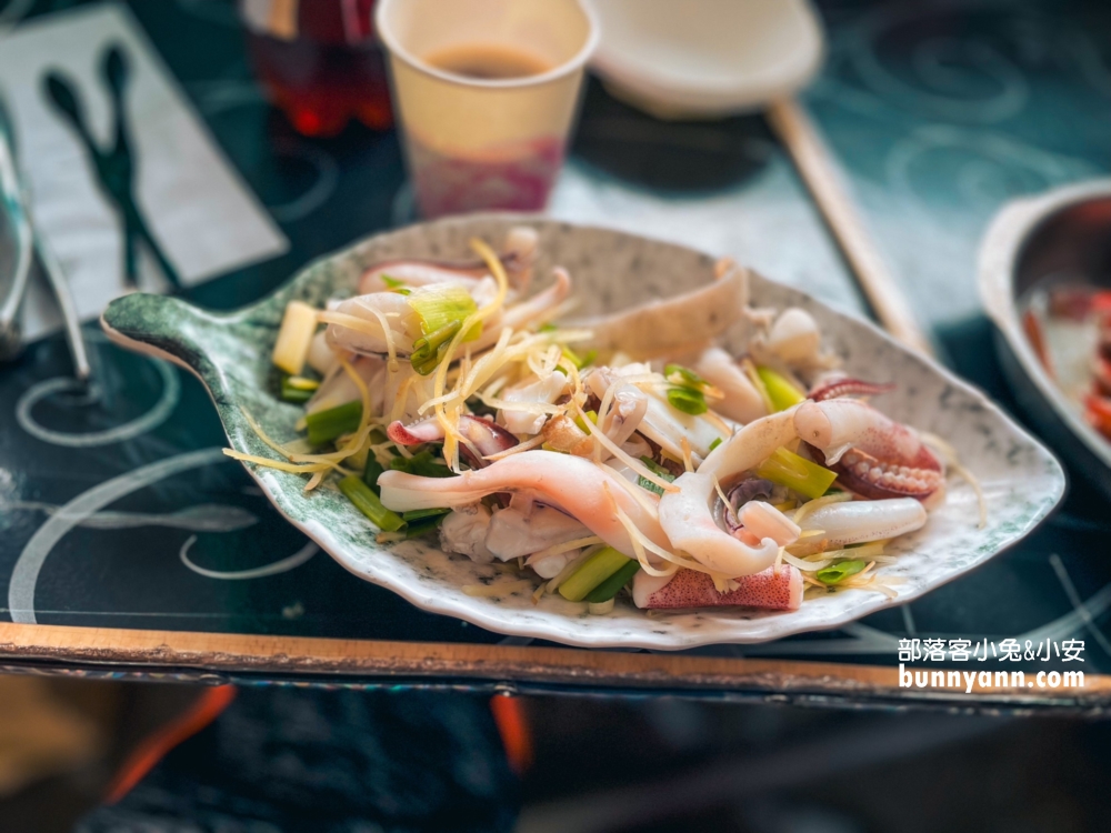 新北人氣海鮮餐廳！靖瑜平價海鮮，漁港邊的高CP值美味海產