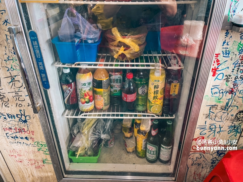 新北人氣海鮮餐廳！靖瑜平價海鮮，漁港邊的高CP值美味海產