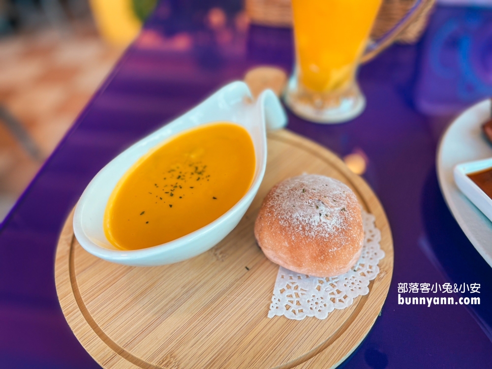 新社【普羅旺斯庭園餐廳】一年四季都能賞到美麗景色好悠閒
