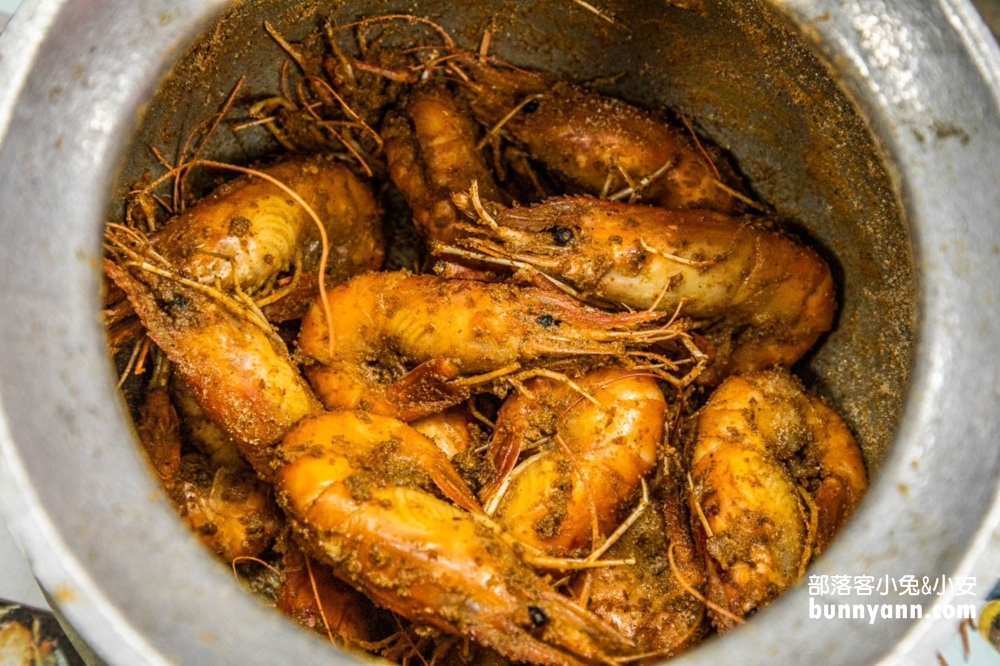 新北美食【景安活蝦之家】直接撈給你看的活蝦餐廳!!
