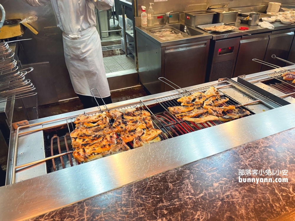 欣葉日本料理館前店，超過五十種料理自助餐檯吃到飽