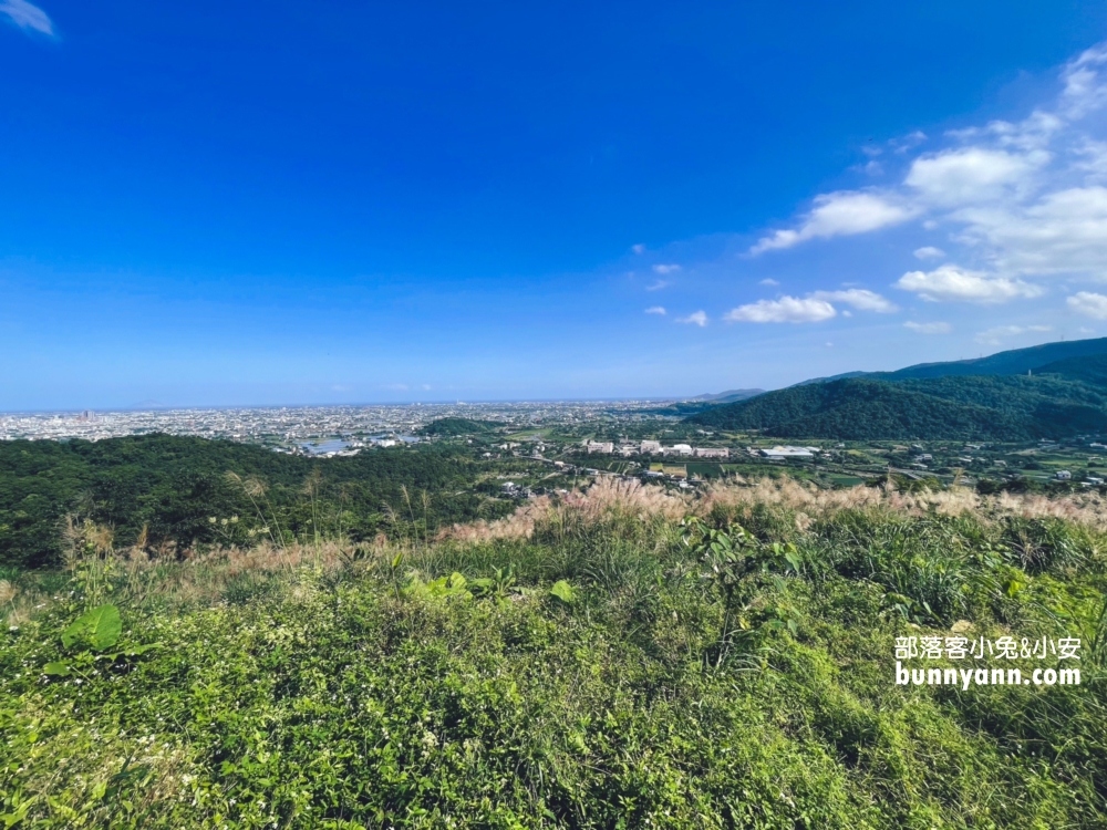 宜蘭【冬山中山亭】梅花湖三清宮中山步道，來回90分鐘輕鬆走完全程