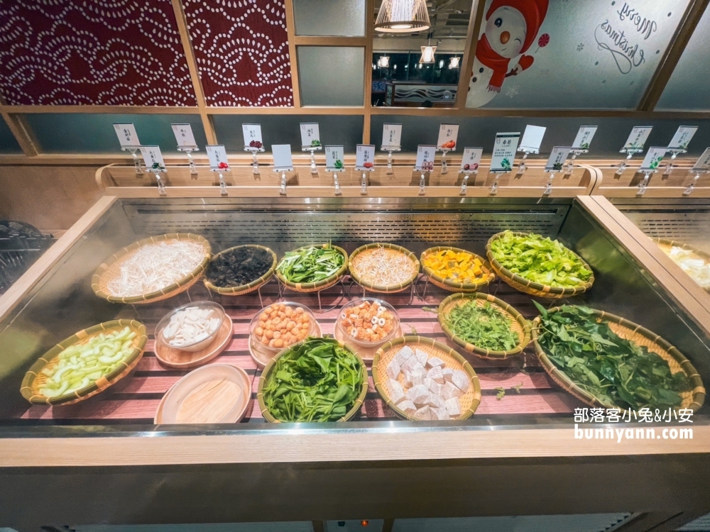 基隆【春興水餃店】平日直接客滿的老字號水餃店