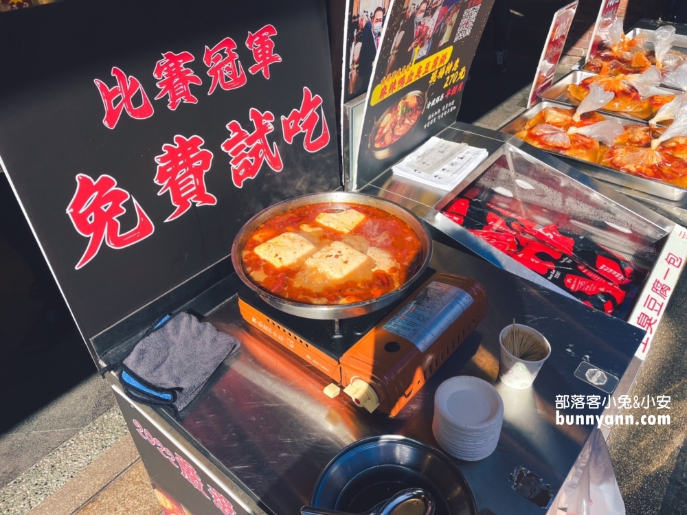 台北超好吃深坑臭豆腐，一次給你六家臭豆腐店必吃店家總整理。