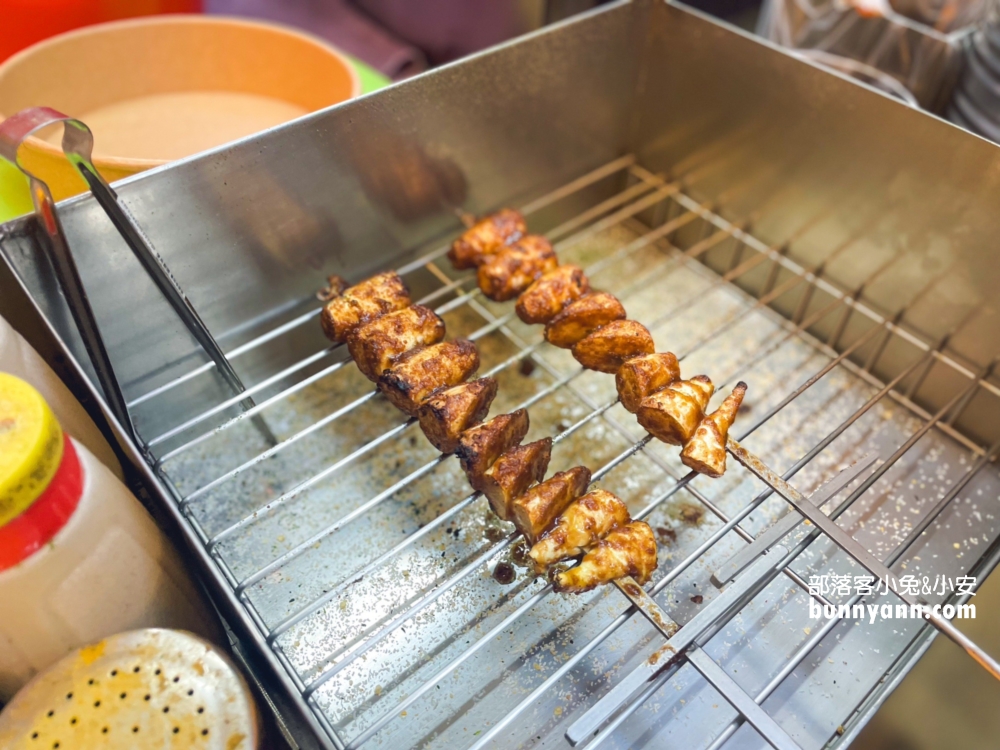 南投必吃美食》炳叔烤玉米埔里店，限定醬烤美人腿和甜美烤玉米