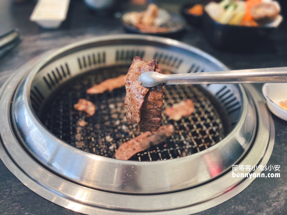 南投美食推薦！唯真燒肉 (草屯店)，偏僻小路藏著超猛燒肉店!!