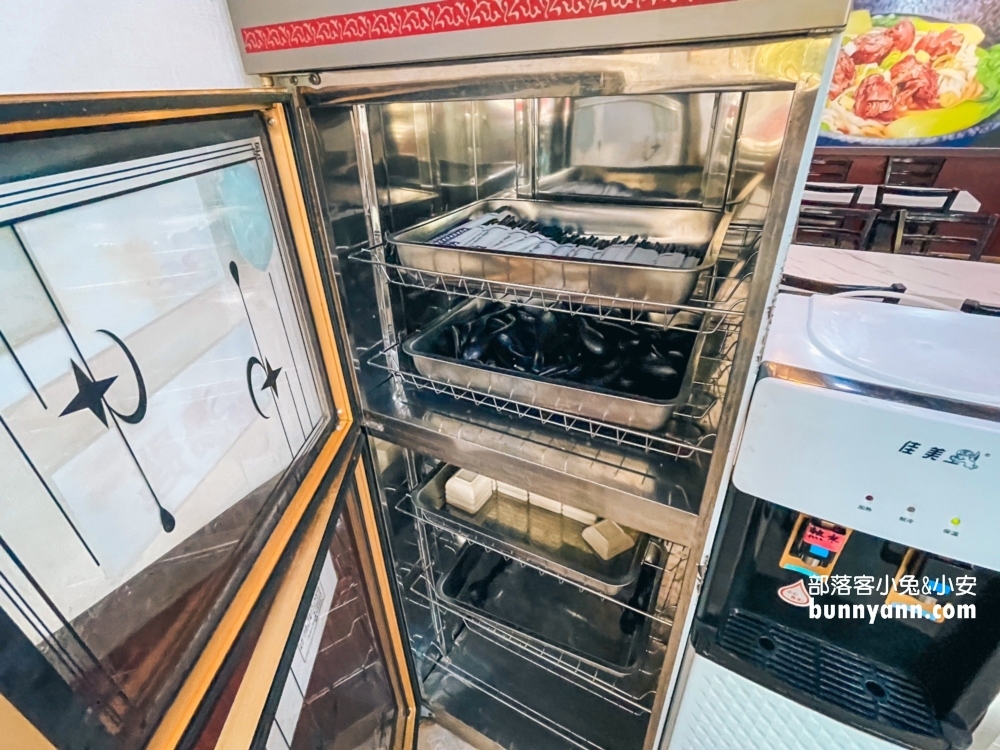 南投麵店推薦》清一色牛肉麵埔里店，加麵加湯吃泡菜喝珍奶通通免加價！