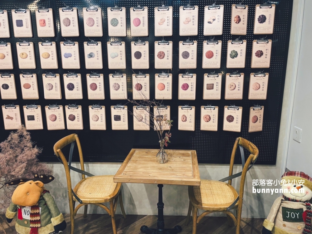 【瑪莎拉手工餅舖】現場提供試吃，幾乎每一款都能品嚐，讓人吃了就停不下來
