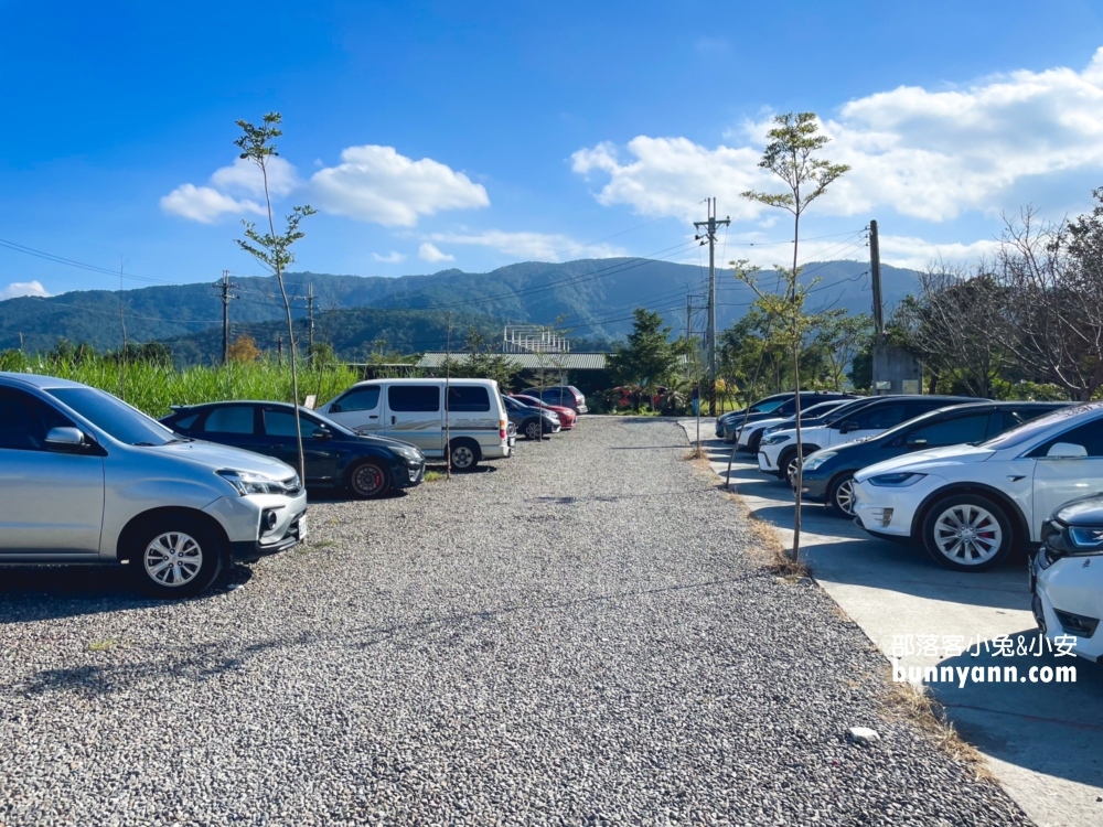 宜蘭【稻庄休閒農場】可以騎電動車跟餵水豚的觀光農場