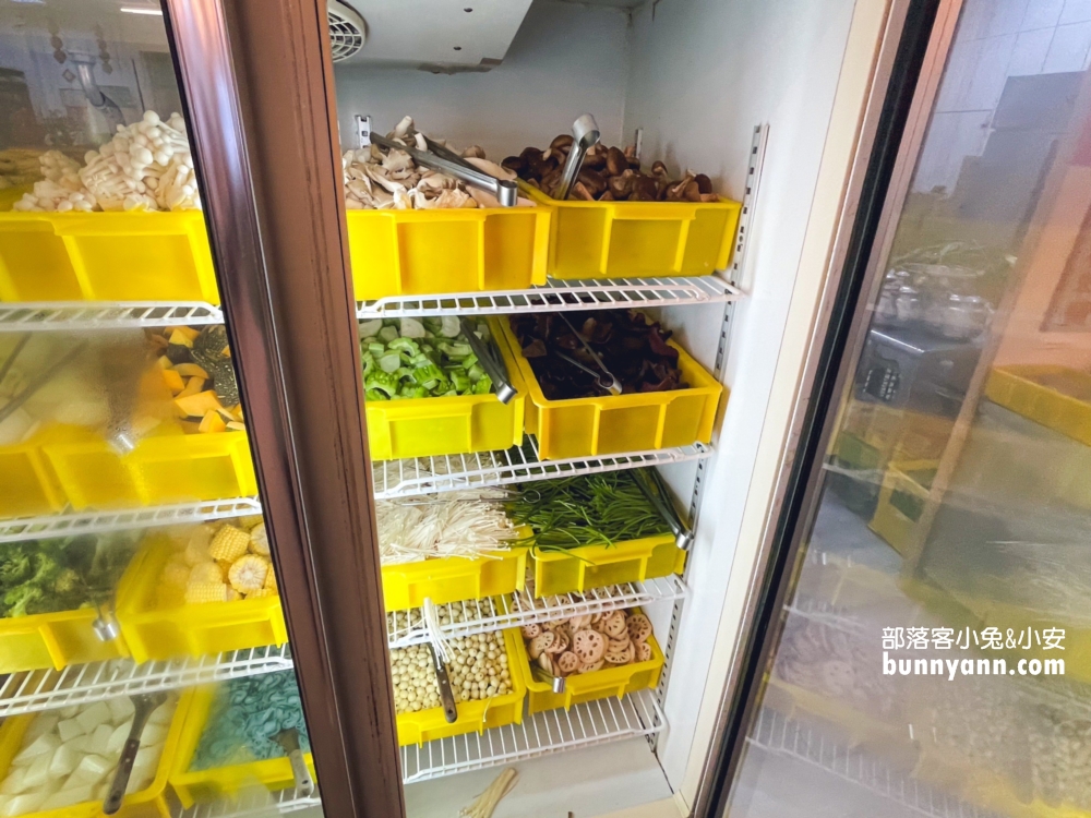 桃園「一鍋羊肉」超過五十種食材可夾、數十種菜類及必吃的肉燥飯