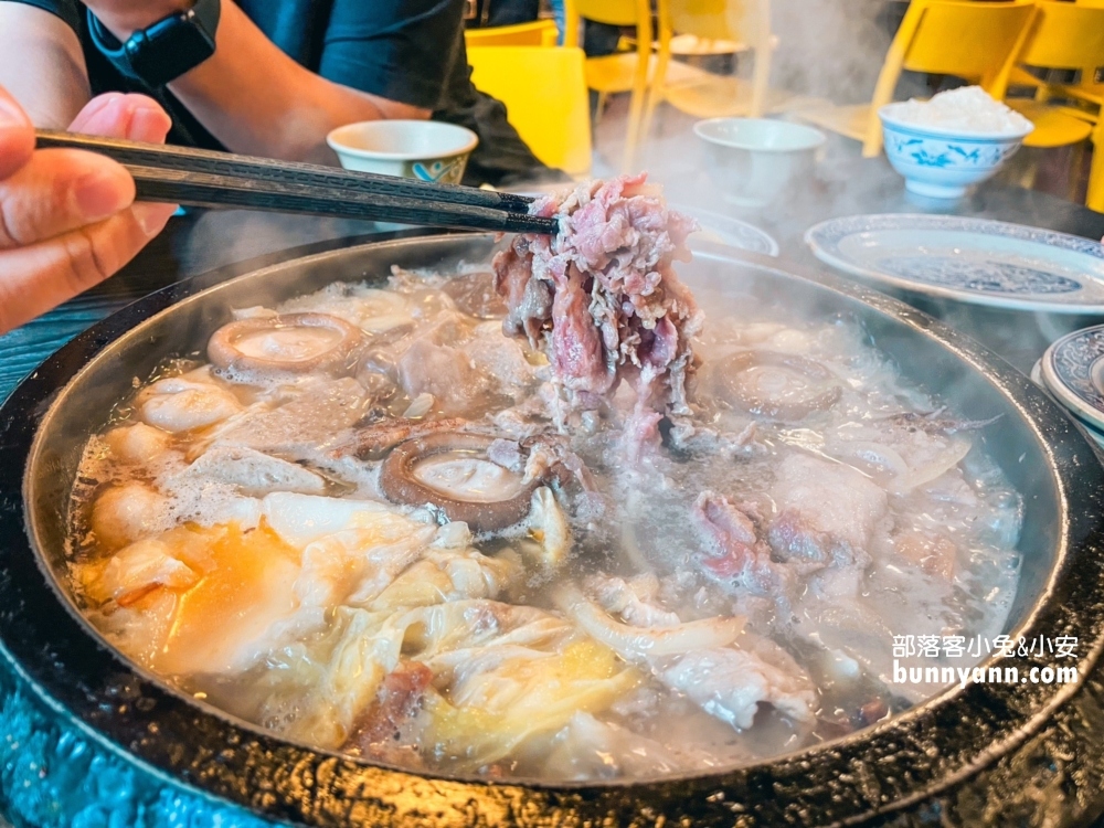 基隆【義美石頭火鍋】還沒開門就排隊的平價火鍋店(菜單&交通)