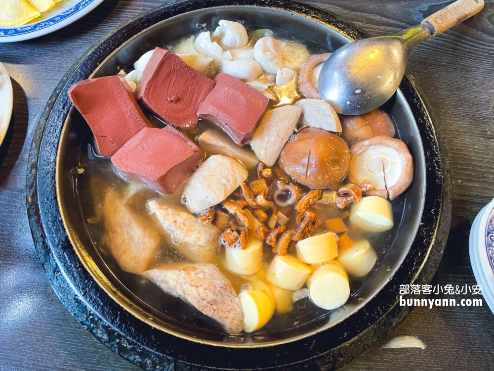 基隆【義美石頭火鍋】還沒開門就排隊的平價火鍋店(菜單&交通)