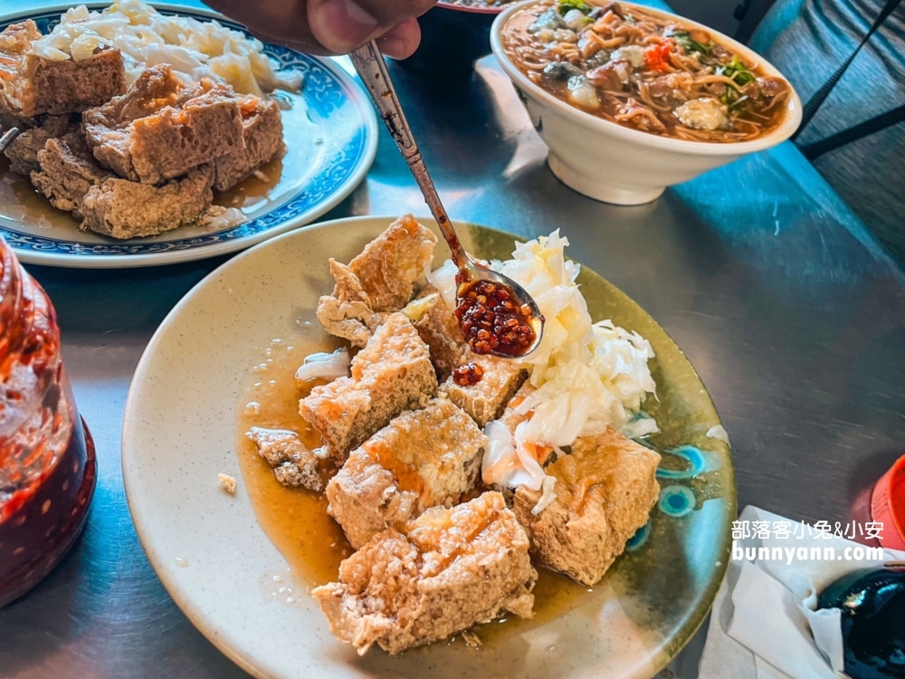 阿基-手工臭豆腐 大腸蚵仔麵線，在地人才知道的路邊小吃店