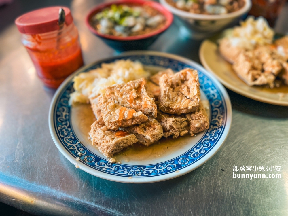 阿基-手工臭豆腐 大腸蚵仔麵線，在地人才知道的路邊小吃店