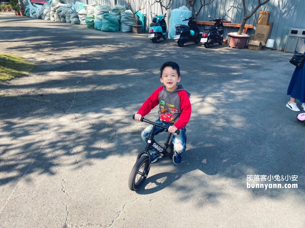 彰化【萬景藝苑】擁有戶外&室內3000坪大的日式園區可以去玩半天
