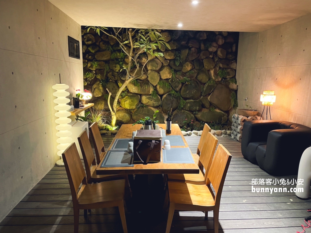 2025【葉子祕境】📍南投埔里森林系Villa，有大片草皮與戲水區，貼近大自然好地方
