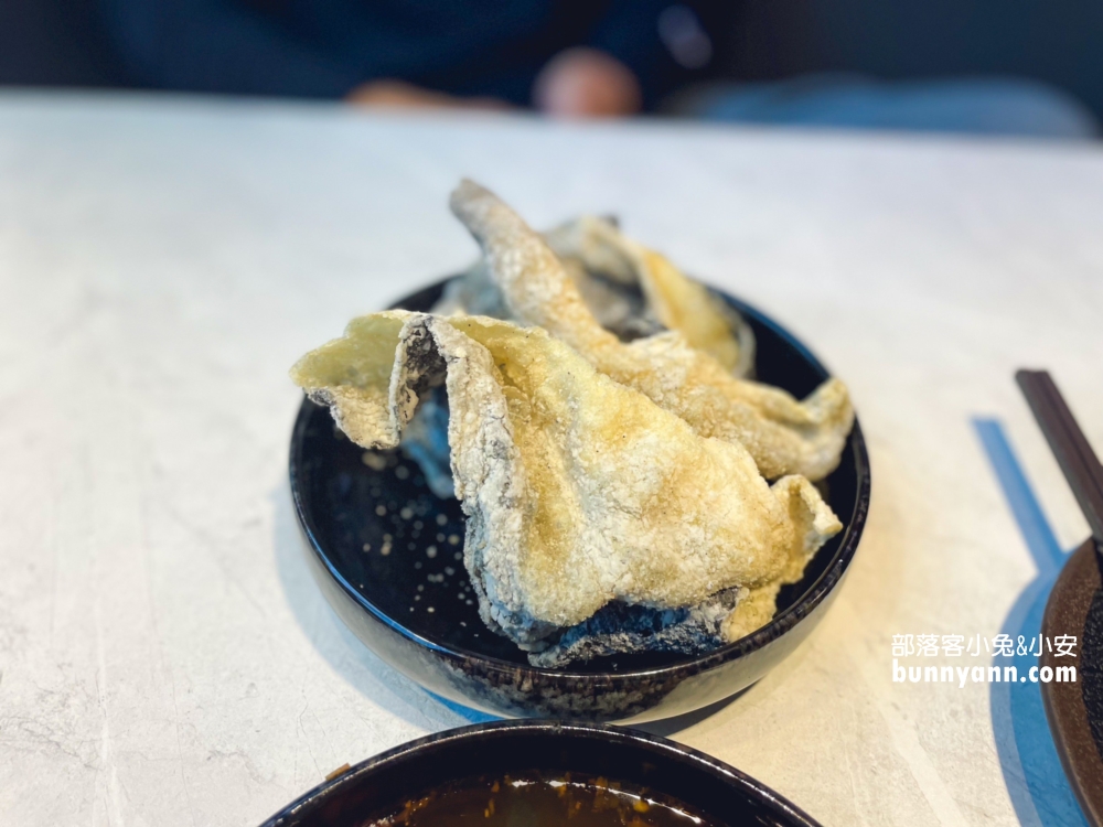 刁民酸菜魚(西門中華店)最強酸菜魚登陸地表，來去西門町吃好料。