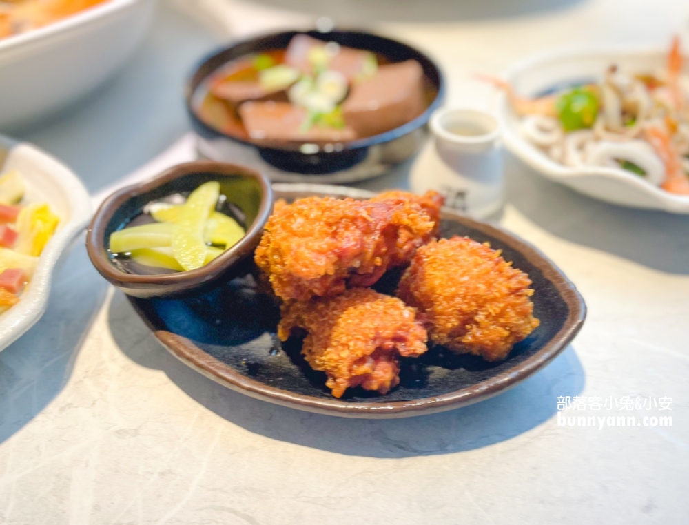 刁民酸菜魚(西門中華店)最強酸菜魚登陸地表，來去西門町吃好料。