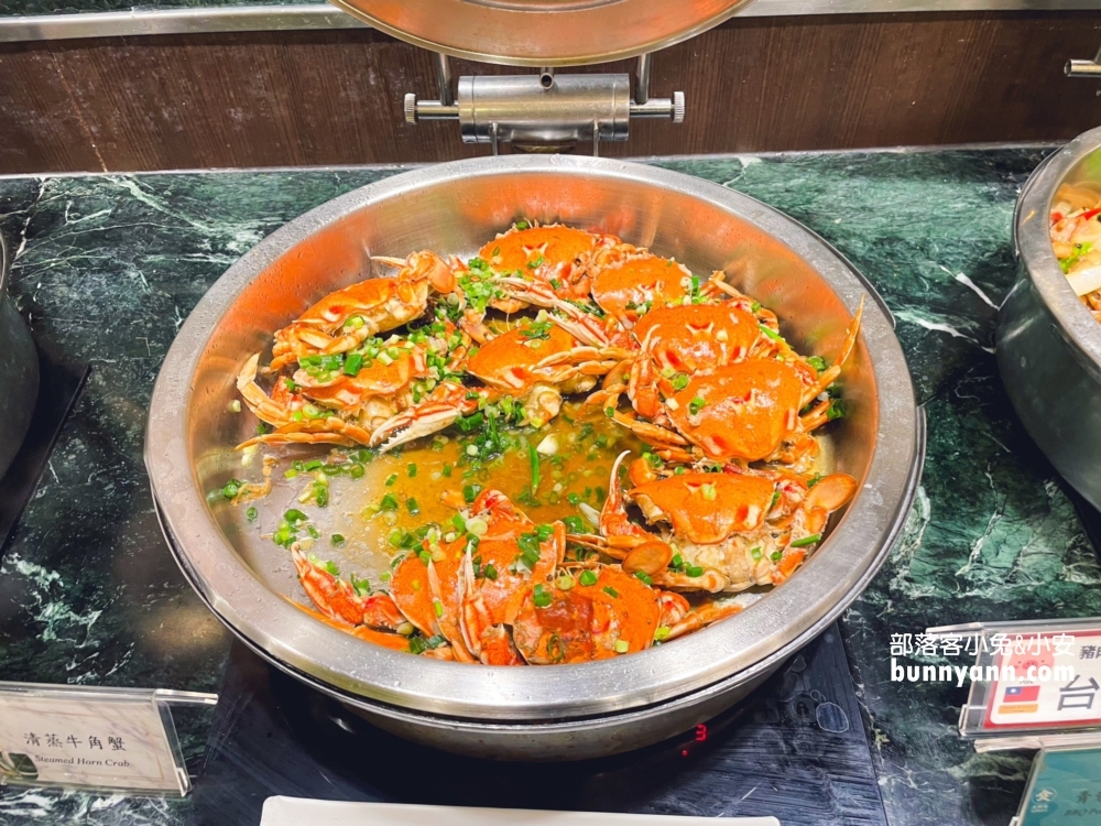 台中長榮吃到飽｜海鮮、熱炒、螃蟹、生魚片，柏克金啤酒無限暢飲超爽快！