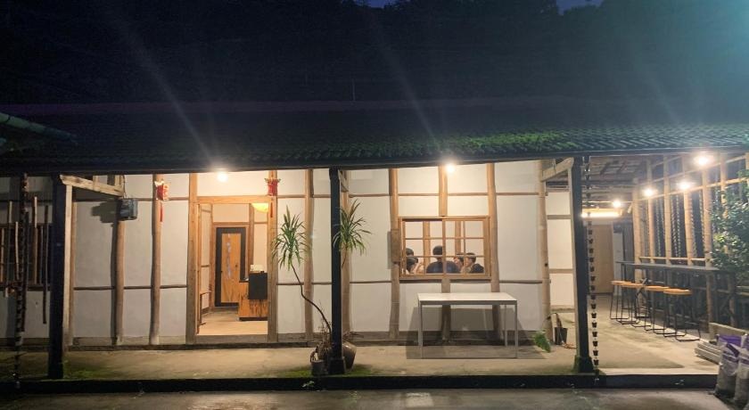 阿里山住宿推薦｜小山霂茗民宿