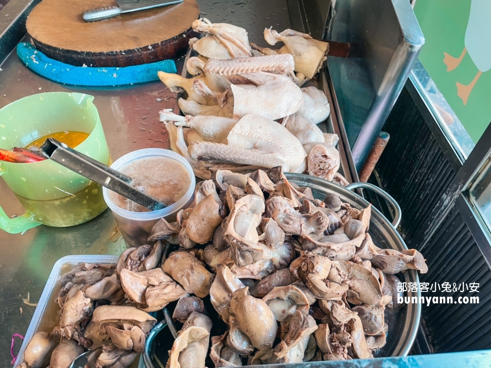 后里【利眾醉鵝塩水鵝】鵝肉份量十足，口感鮮嫩不帶橡皮筋感