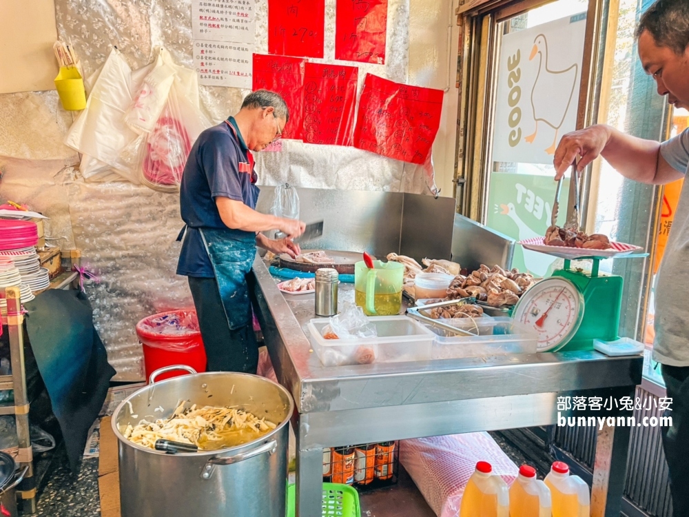 后里【利眾醉鵝塩水鵝】鵝肉份量十足，口感鮮嫩不帶橡皮筋感